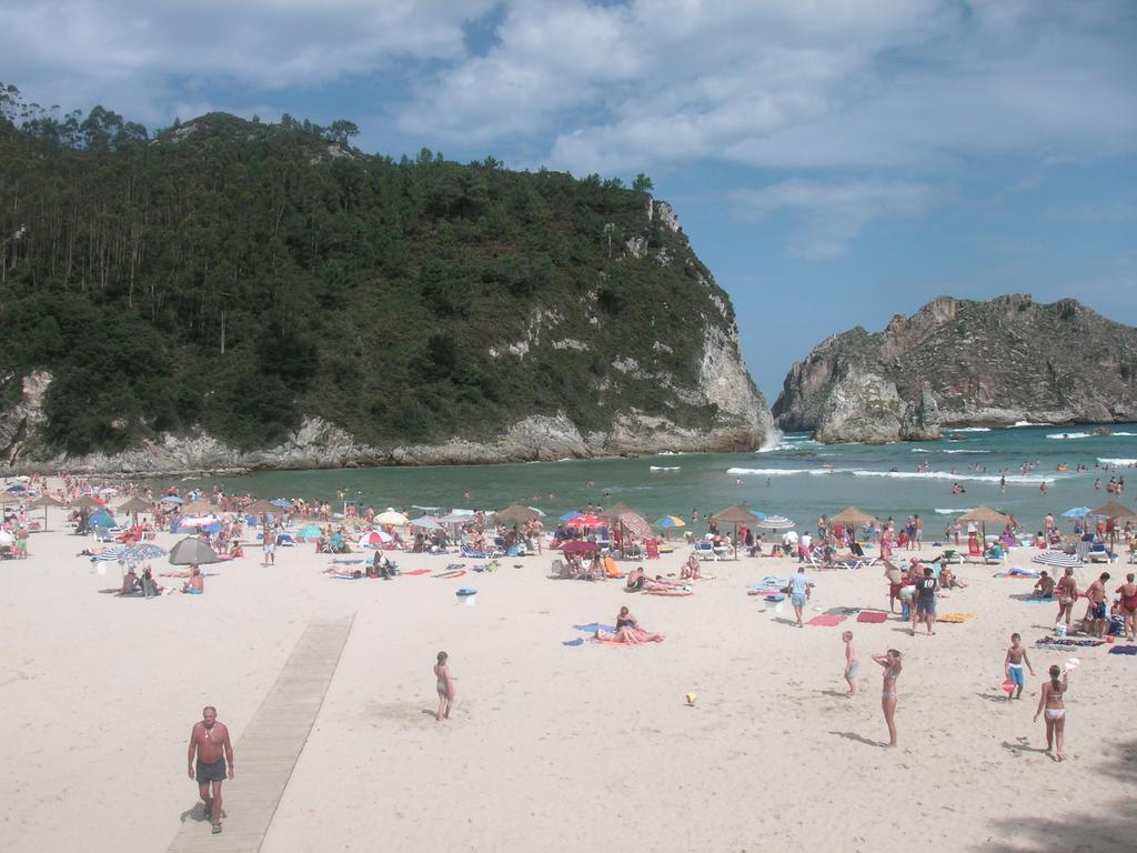 Viviendas De Uso Turistico La Arboleda I Y II Colombres Δωμάτιο φωτογραφία